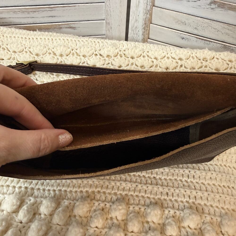 PORTLAND LEATHER GOODS Metro Crossbody Leather Shoulder Bag Medium Coldbrew Brn - Picture 8 of 16